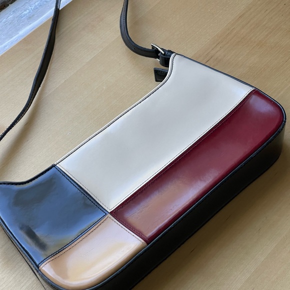 Colorblock Patent Leather Baguette Shoulder Bag - Picture 13 of 14
